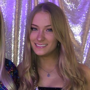 Meet your Posher, Annie